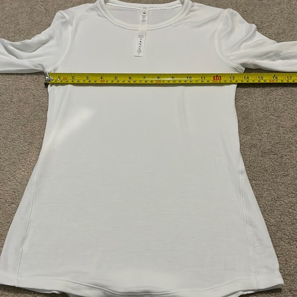 Lululemon Shirt- NWOT - Picture 5 of 11